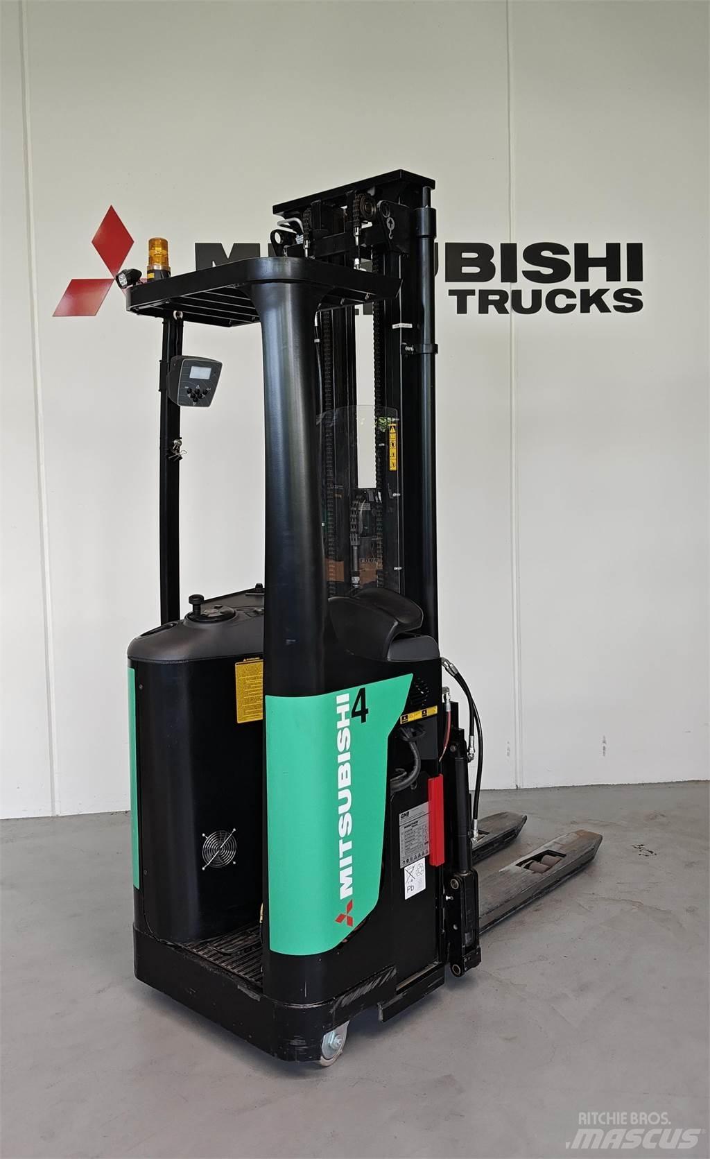 Mitsubishi SBR16NI Meerij pallettruck met platform