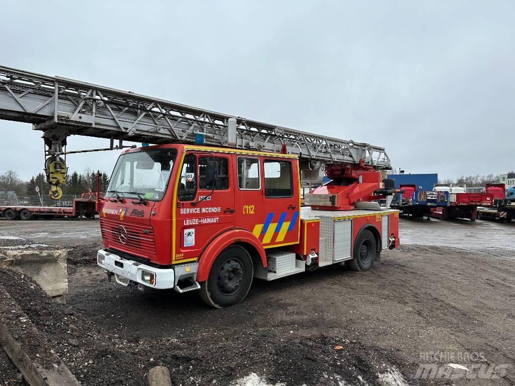 Mercedes-Benz 1424F Brandweerwagens