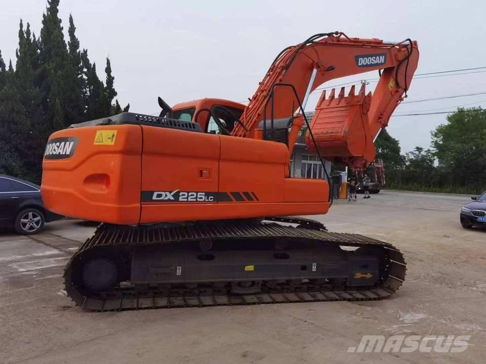 Doosan dx225 Rupsgraafmachines
