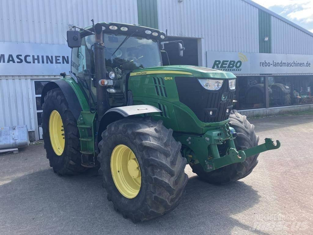 John Deere 6210R Tractoren