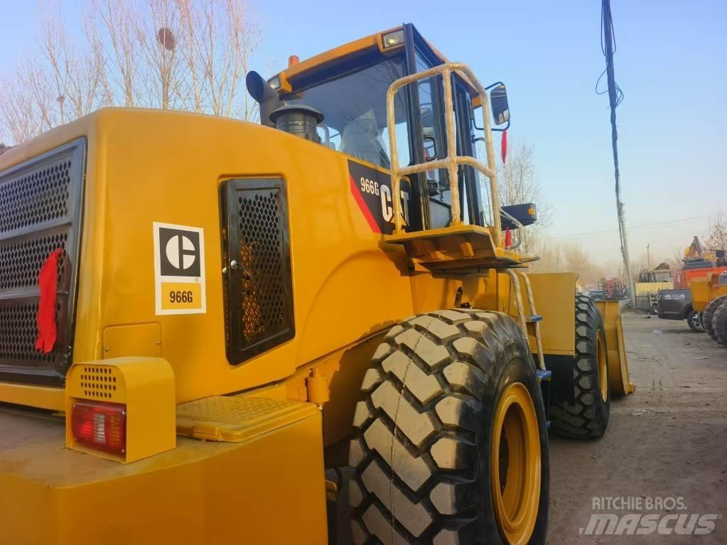 CAT 966G Wielladers