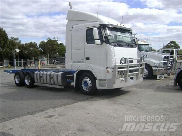 Volvo FH12 Chassis met cabine