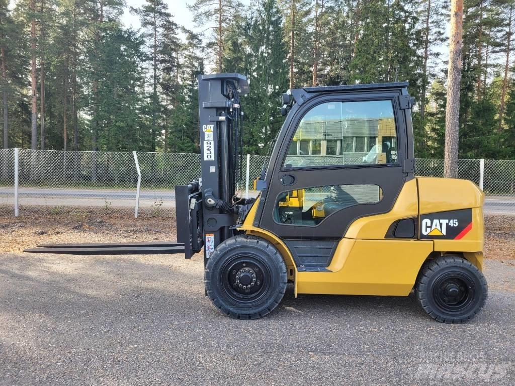 CAT DP45NB Diesel heftrucks