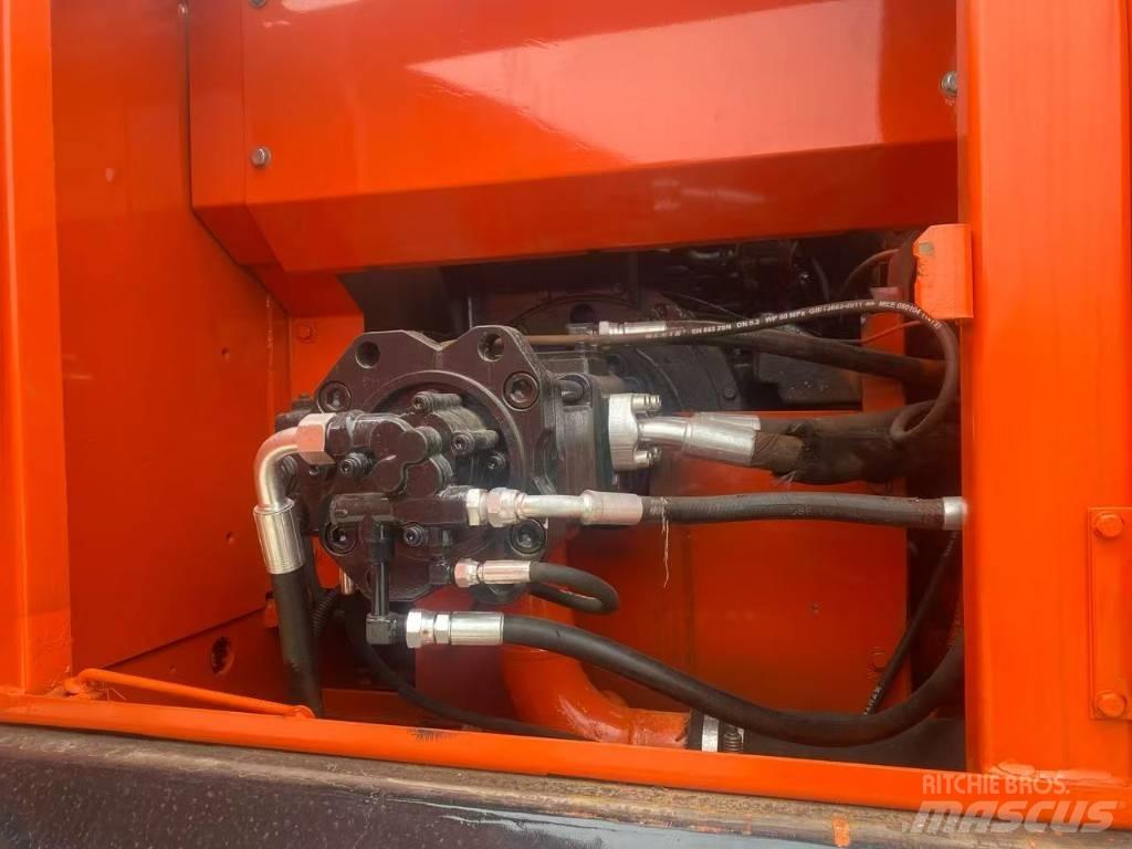 Doosan DX 225 LC Rupsgraafmachines