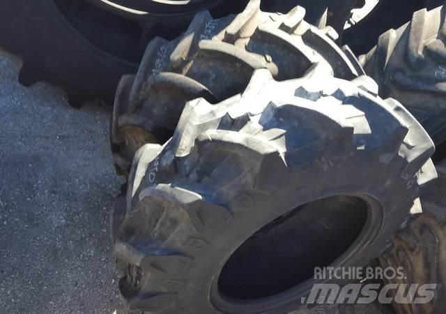  Pneus 12.4R20 Banden, wielen en velgen