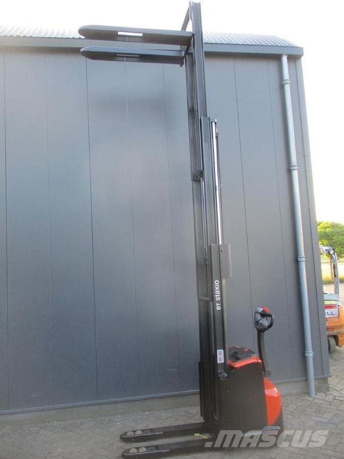 Toyota SWE 120L Stapelaar meeloop