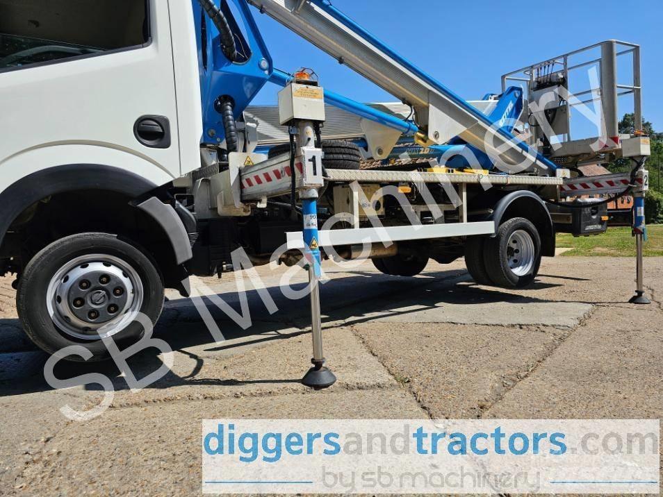 Nissan NT400 Auto hoogwerkers