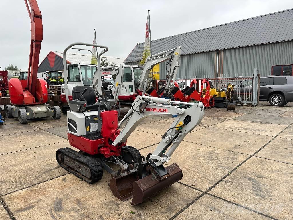 Takeuchi TB 210 R Minigraafmachines < 7t