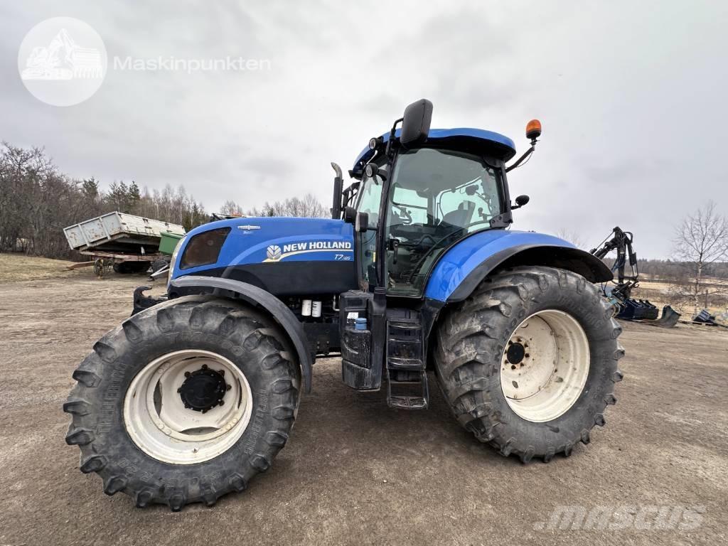 New Holland T 7.185 Tractoren