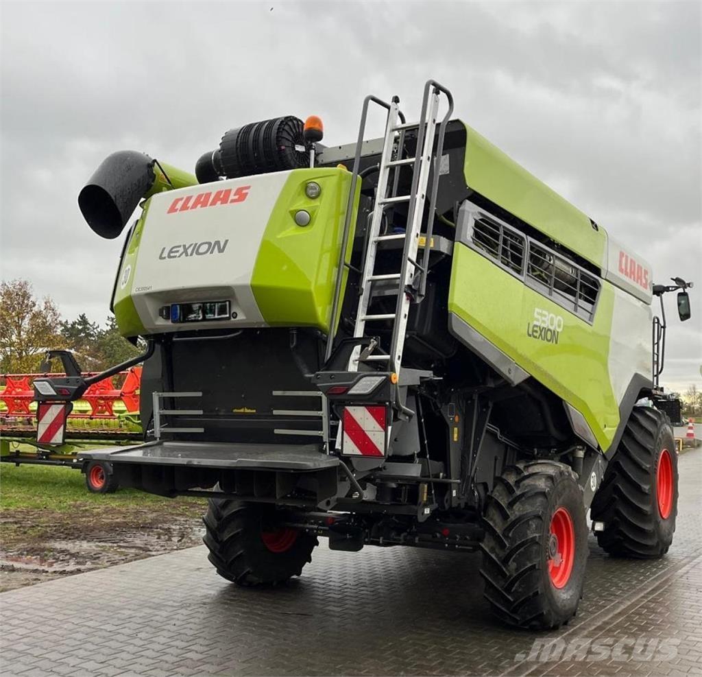 CLAAS Lexion 5300 Maaidorsmachines