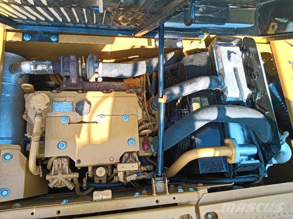 CAT 313 Rupsgraafmachines