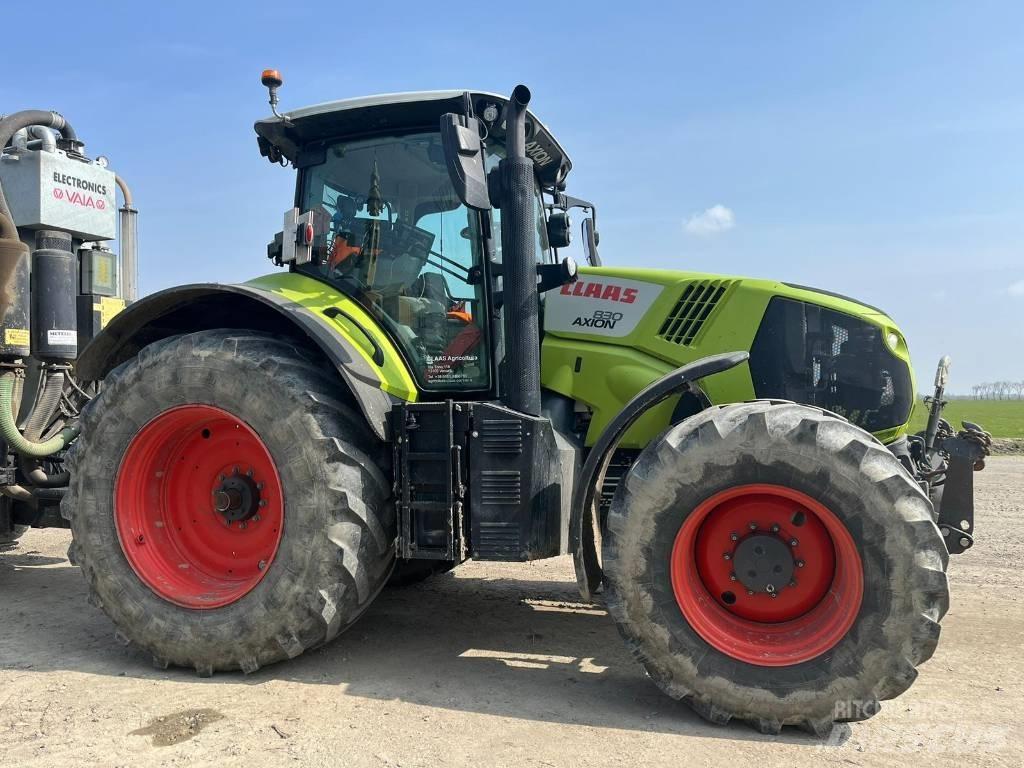 CLAAS Axion 830 Tractoren