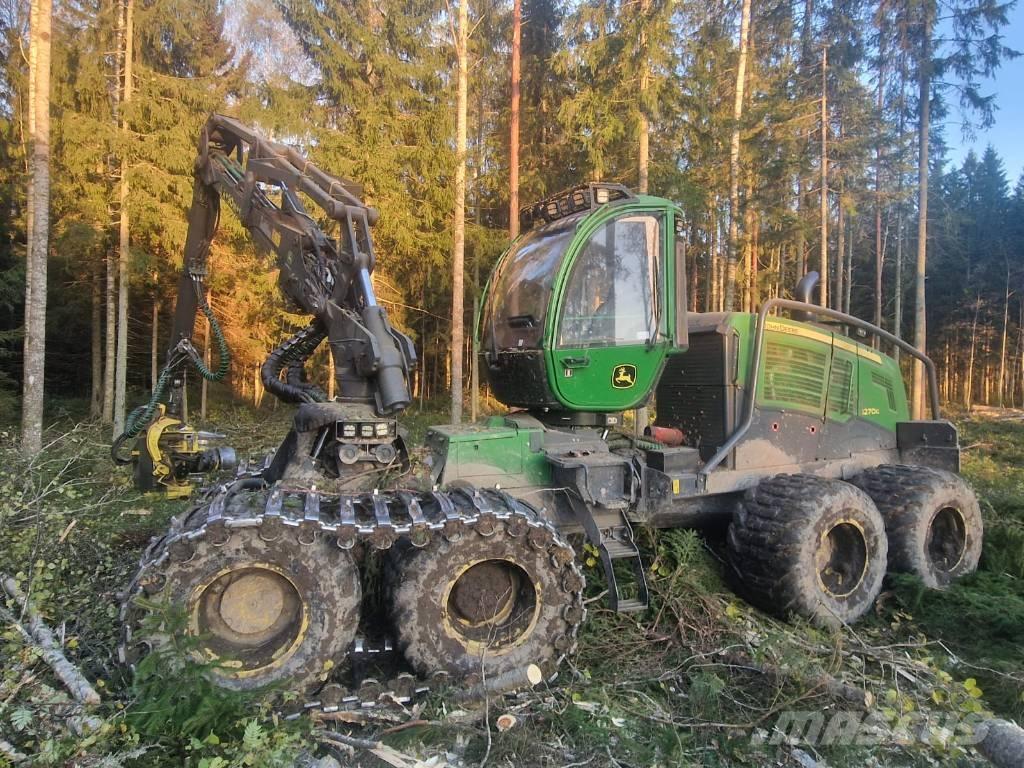 John Deere 1270G Harvesters