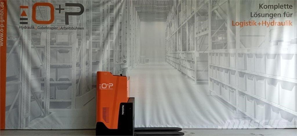 Toyota LSI200 Stapelaar meeloop