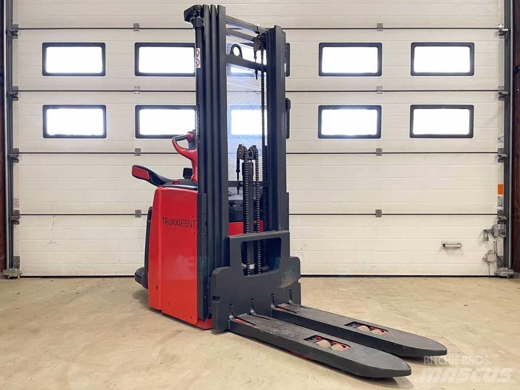Linde L 20 Zelfrijdende stapelaars