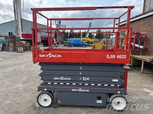 SkyJack SJ 4632 Schaarhoogwerkers