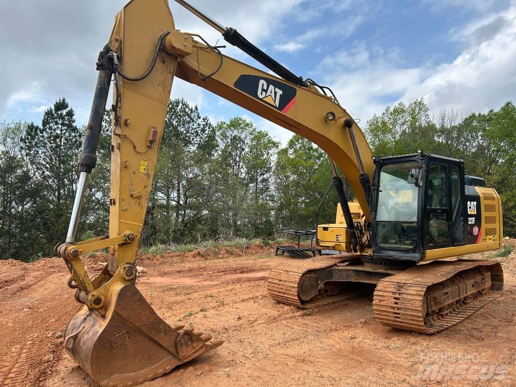 CAT 323FL Rupsgraafmachines