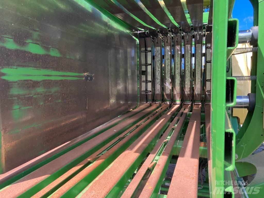 Krone Big Pack 4x4, Vierkante balenpers