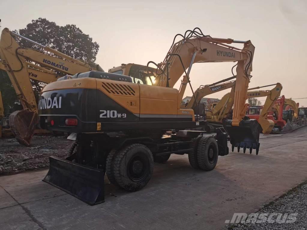 Hyundai R210W-7 Wielgraafmachines