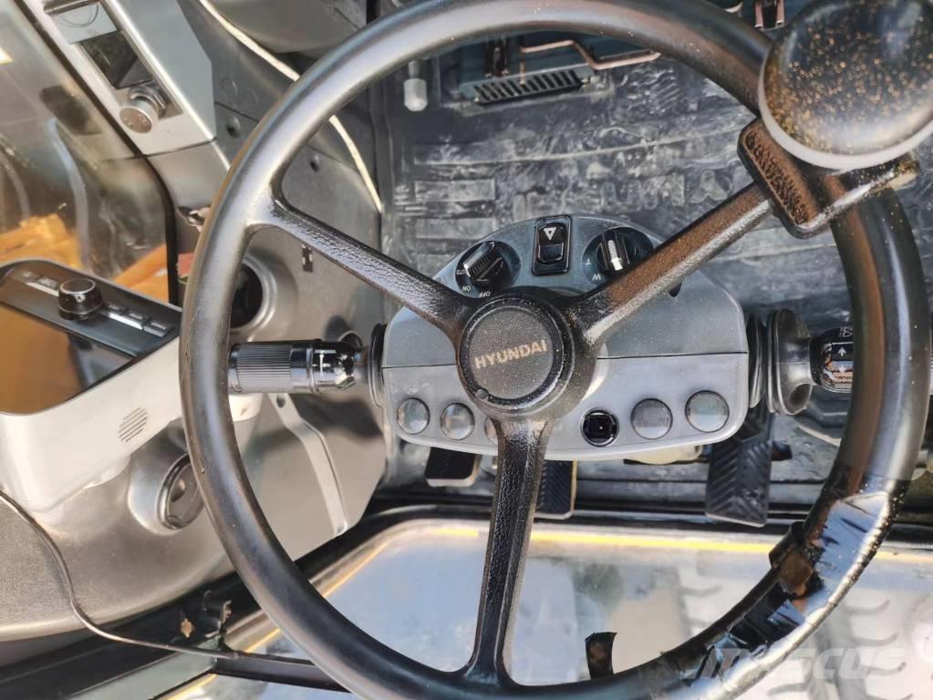 Hyundai R210W-7 Wielgraafmachines