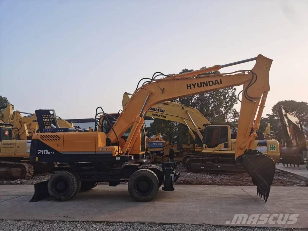Hyundai R210W-7 Wielgraafmachines