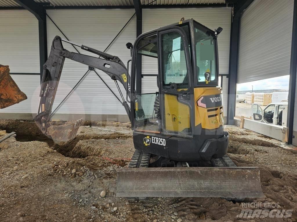 Volvo ECR 25 D Minigraafmachines < 7t