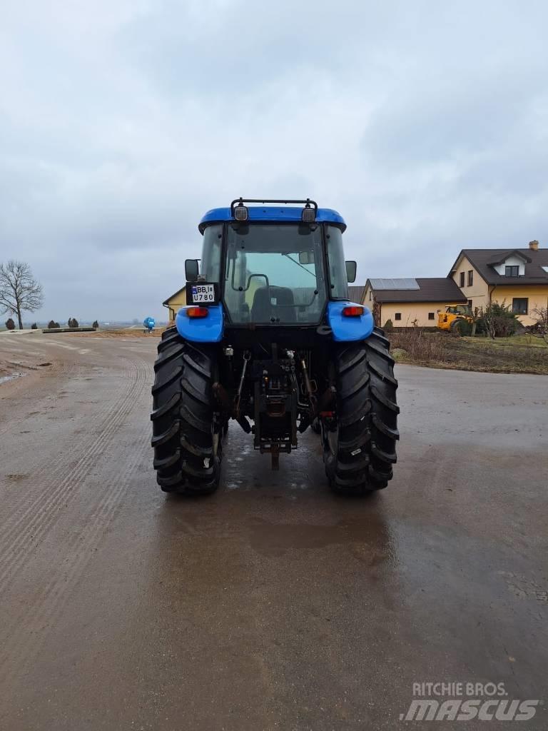 New Holland TD 95 D Tractoren