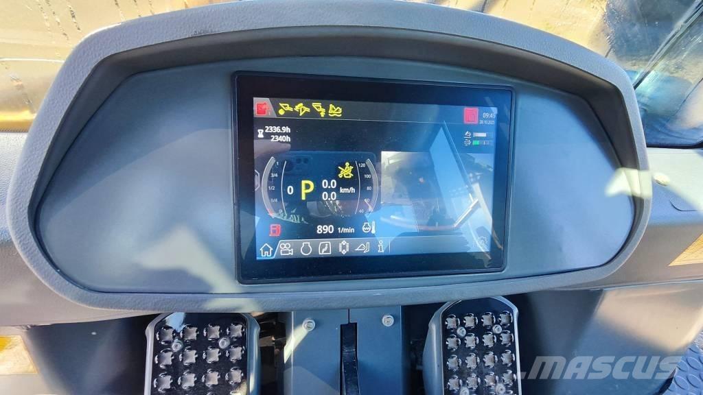 Liebherr LR 636 Rupsladers