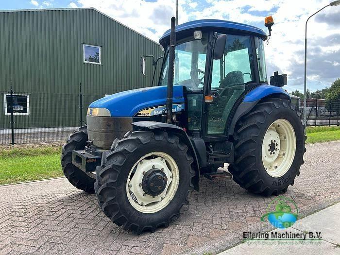 New Holland TD90 D Tractoren