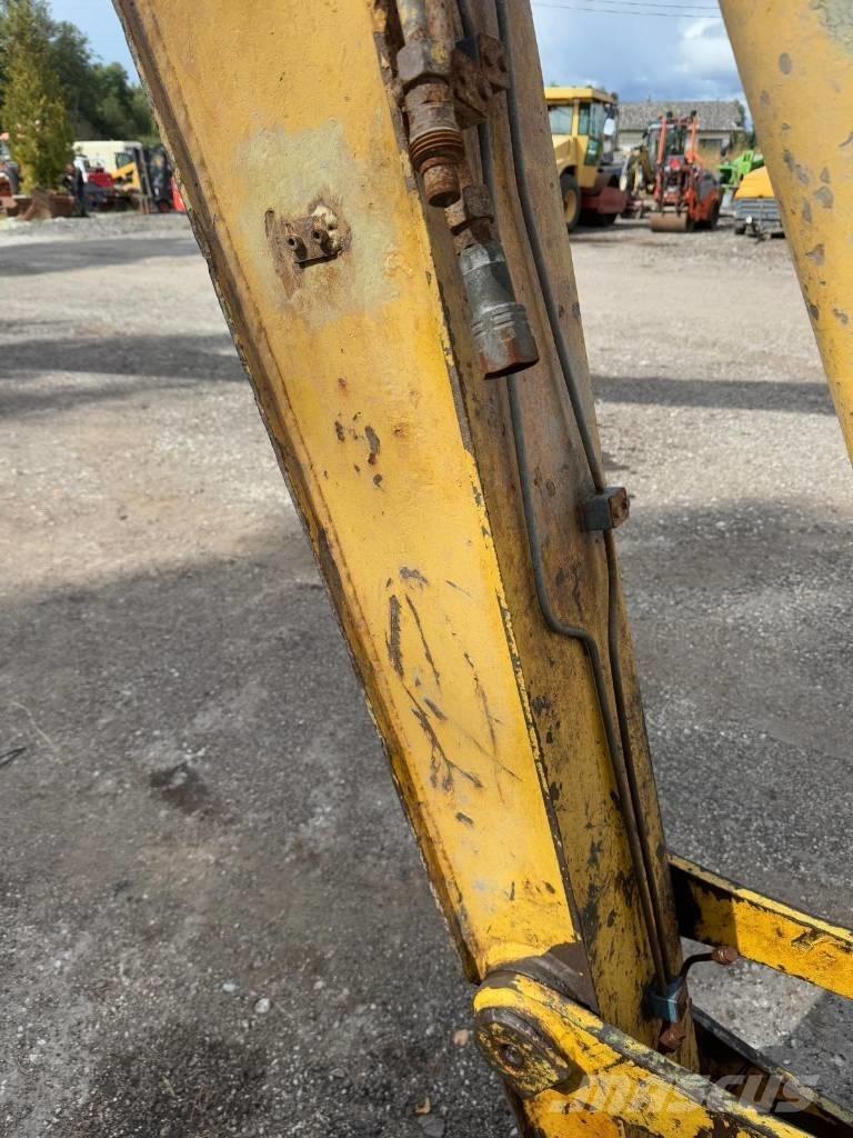 New Holland E 215 Graafmachines Long Reach