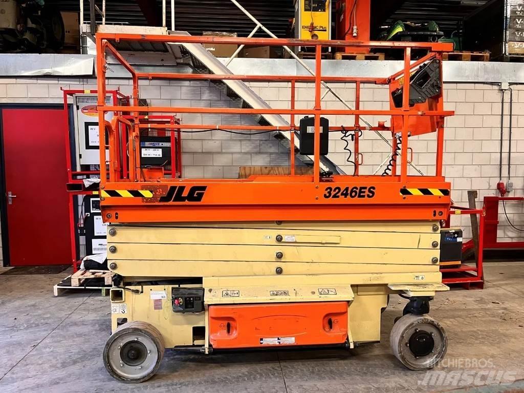 JLG 3246ES Schaarhoogwerkers