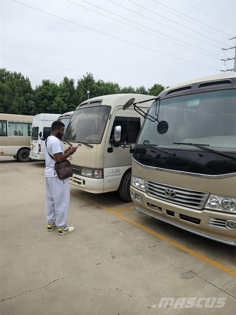 Toyota Coaster Bus Minibussen