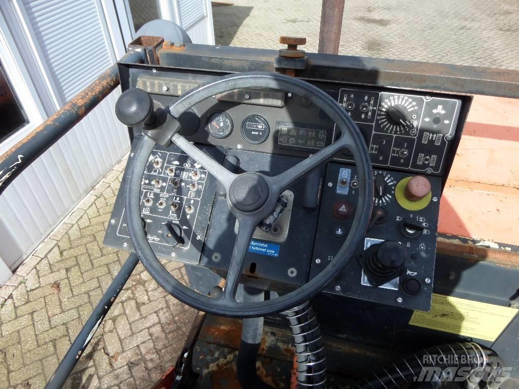 Dynapac F 8-4W Asfaltafwerkmachines