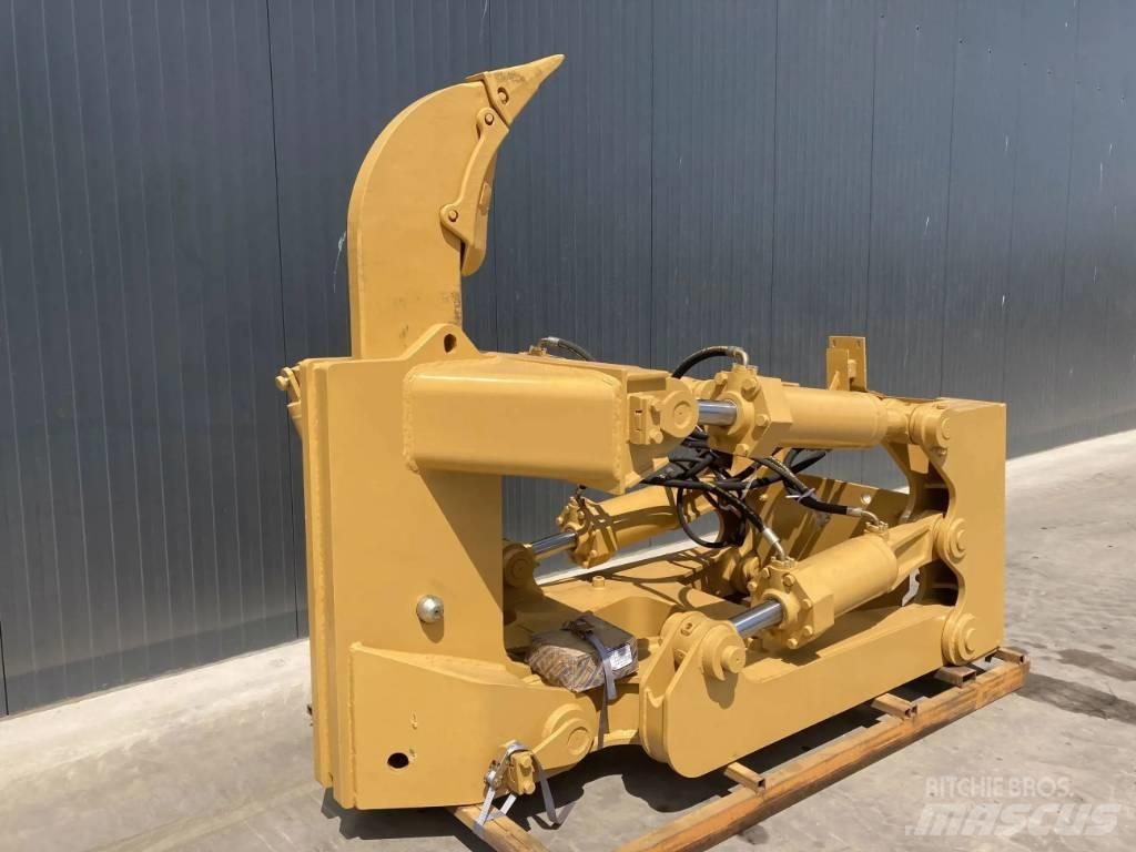 CAT D8N Wegopbrekers