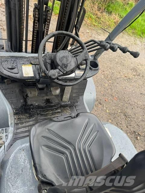 Toyota 8 FDF 30 Diesel heftrucks