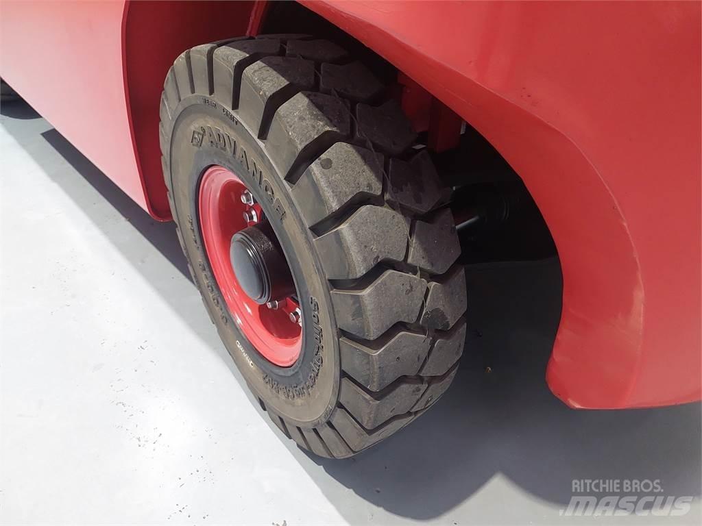 Hangcha CPCD25XH7F Diesel heftrucks