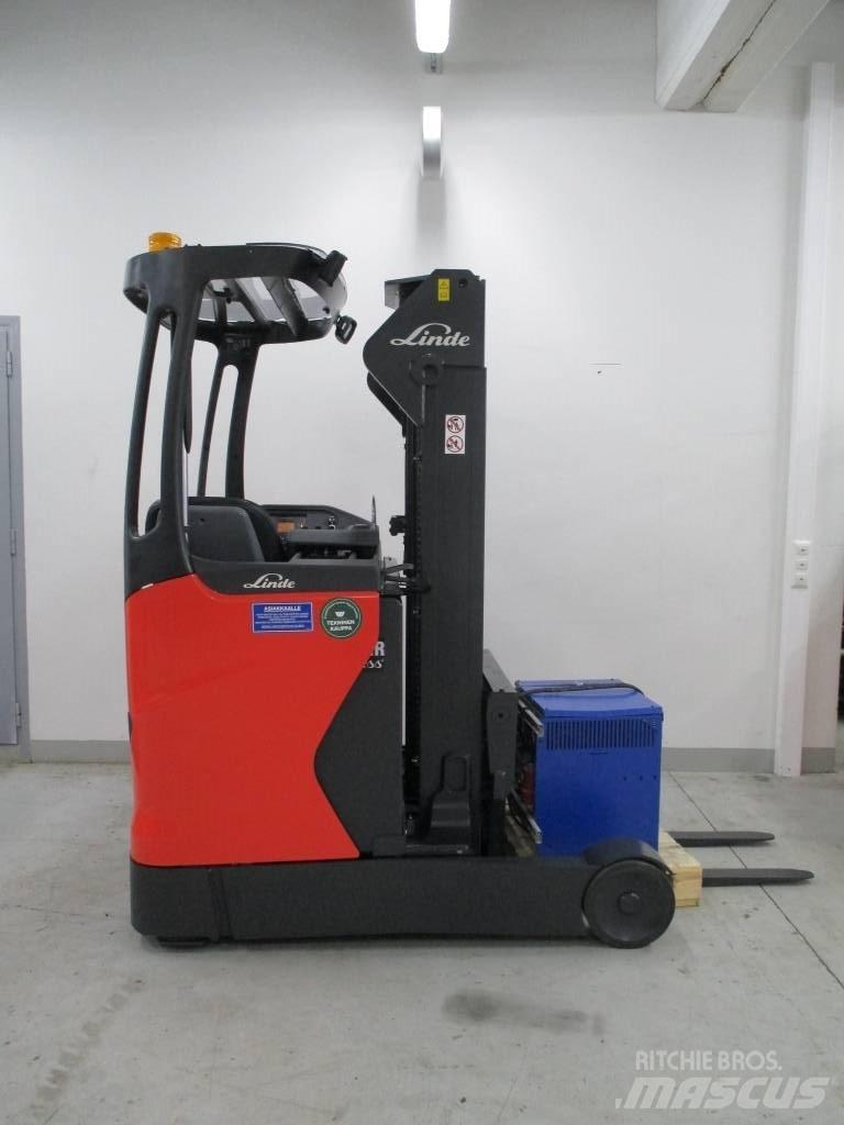 Linde R 14 Reachtruck voor hoog niveau
