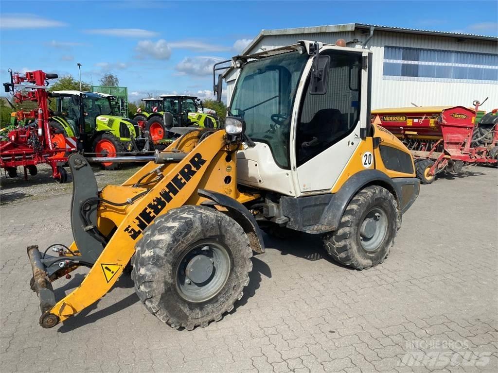 Liebherr L 506 C Wielladers