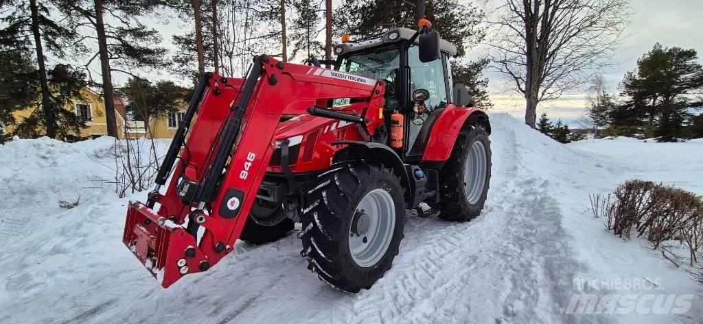 Massey Ferguson 5612 Tractoren