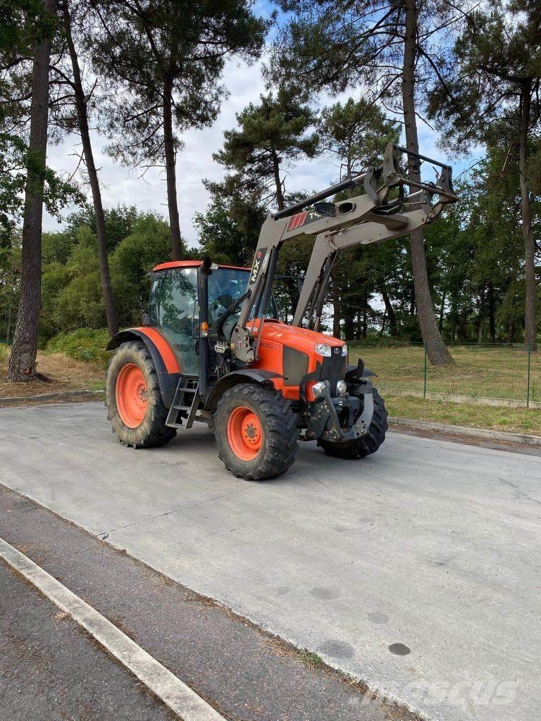 Kubota M 135 GX Tractoren
