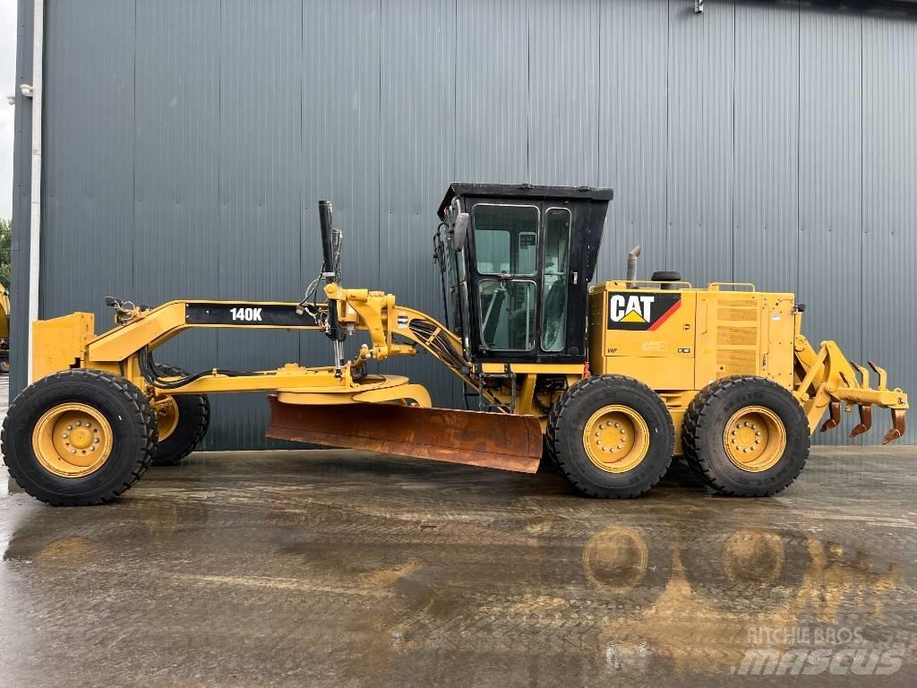 CAT 140K Graders