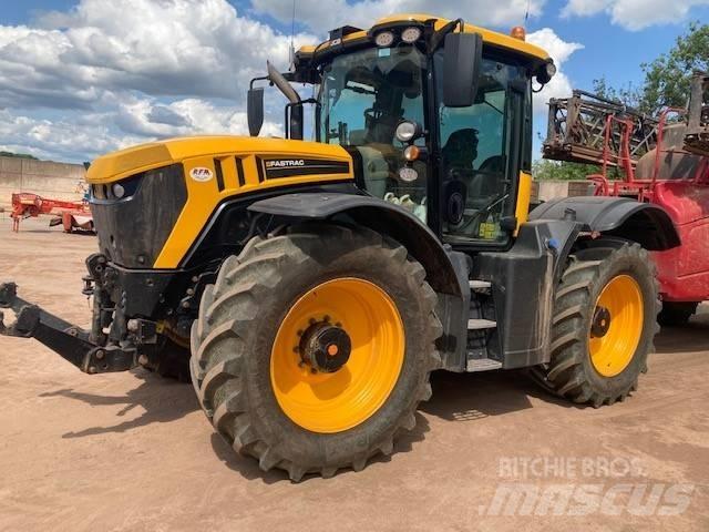 JCB Fastrac 4220 Tractoren