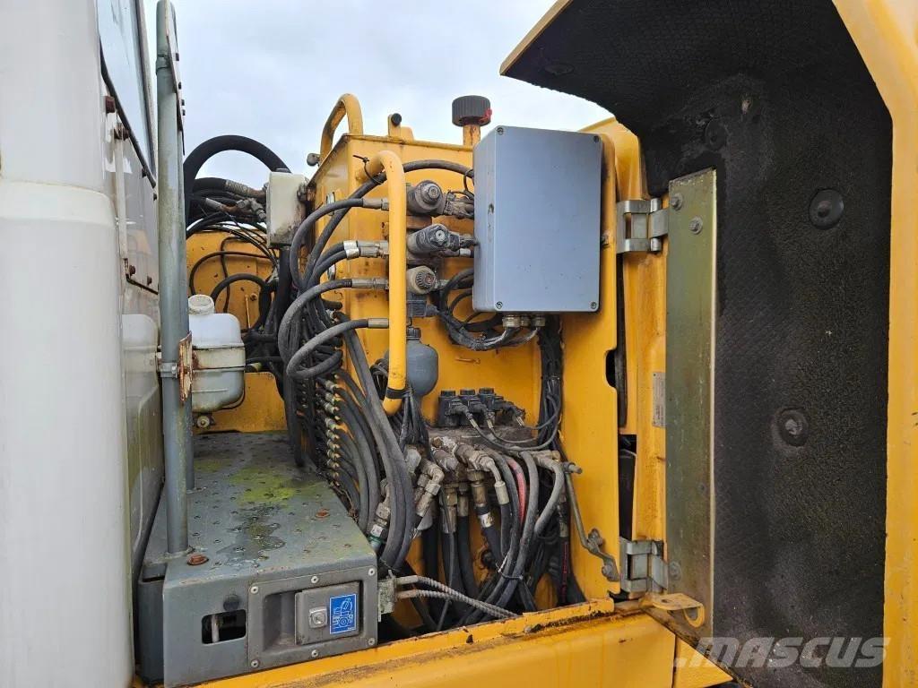 Liebherr A 314 Wielgraafmachines