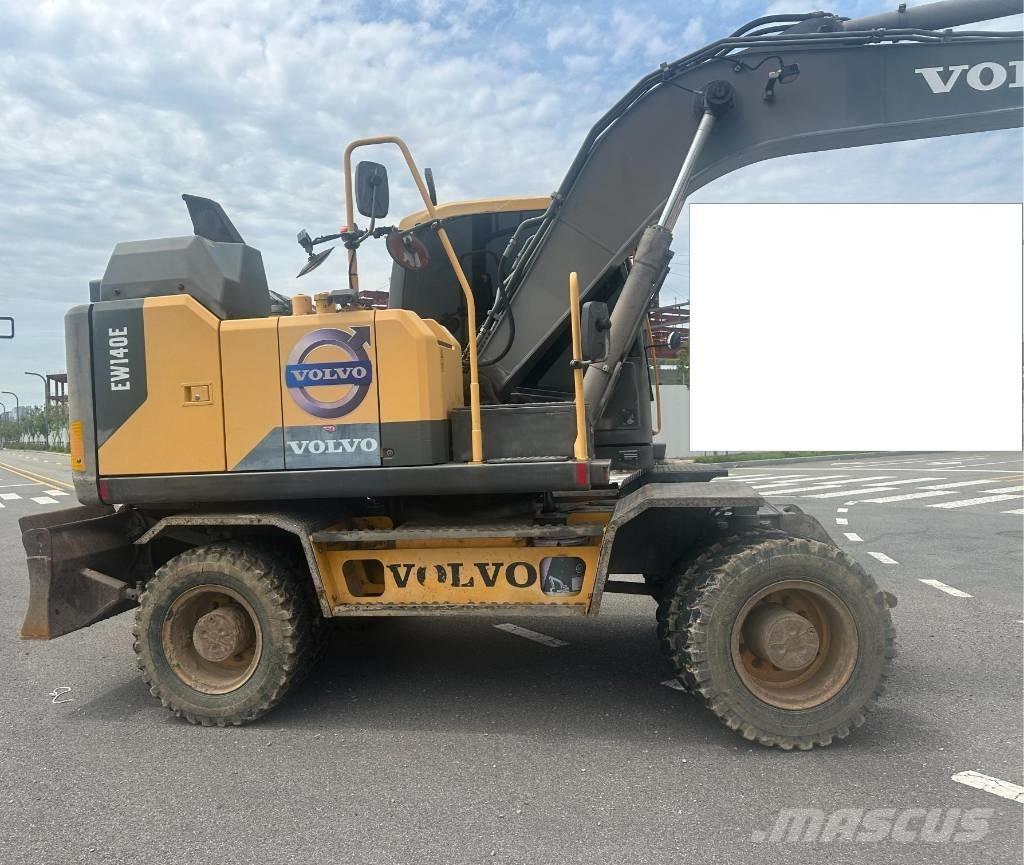Volvo EW 140 Wielgraafmachines
