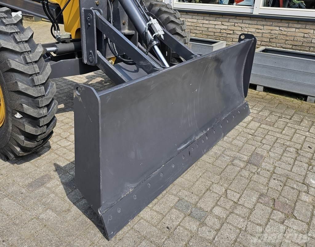 XCMG Frontblade Overige tweedehands voorzetapparatuur en componenten