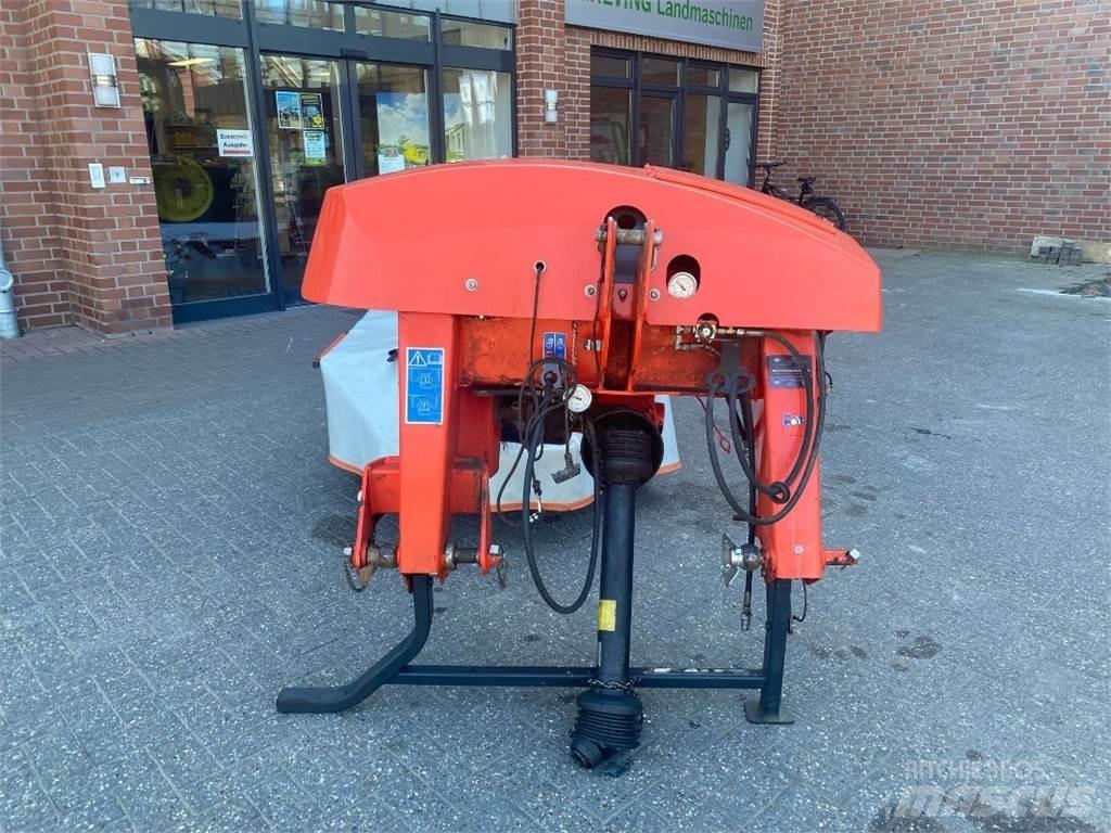 Kuhn GMD4011 Maaikneuzers