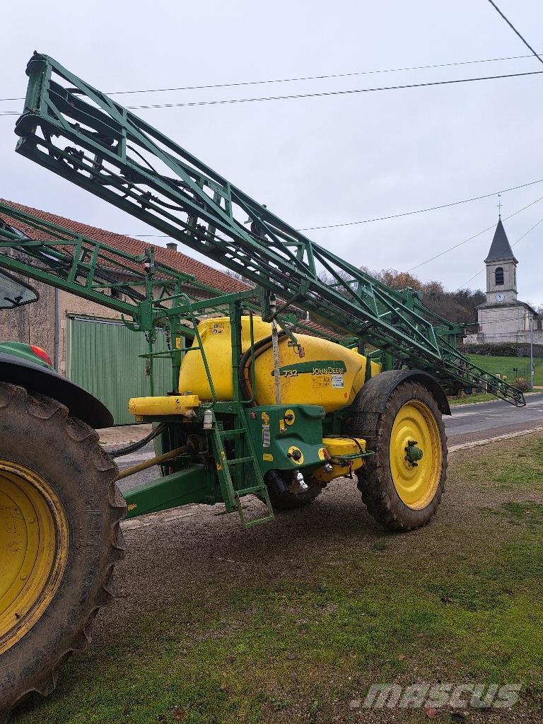 John Deere 732 Getrokken spuitmachines