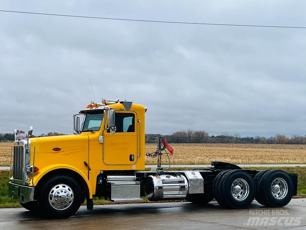 Peterbilt 379 Trekkers