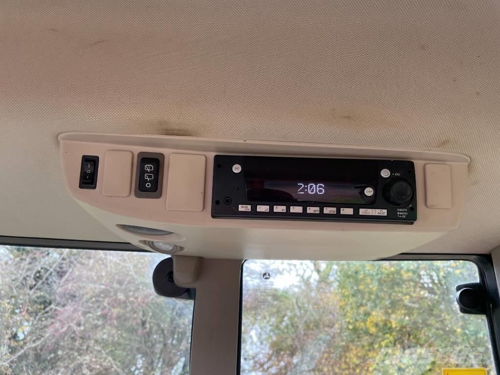 John Deere 6155 M Tractoren