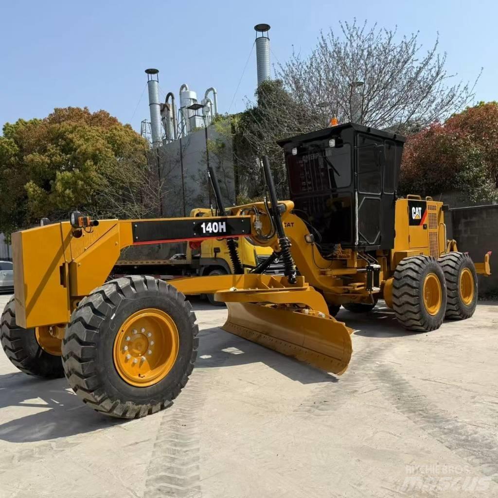 CAT 140 H Graders